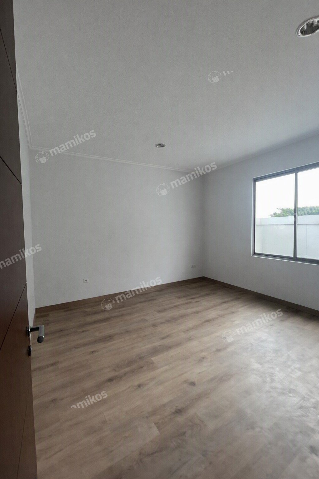 Rumah Sertifikat SHM 3 Kamar Tidur 3 Kamar Mandi Golf Island Jakarta Utara - Photo 3
