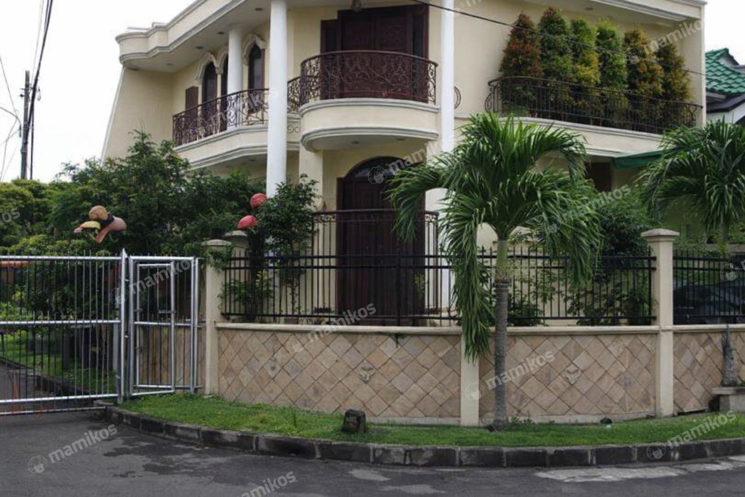 Rumah 3 Kamar Tidur 2 Kamar Mandi 2 Lantai Cengkareng Barat Jakarta Barat