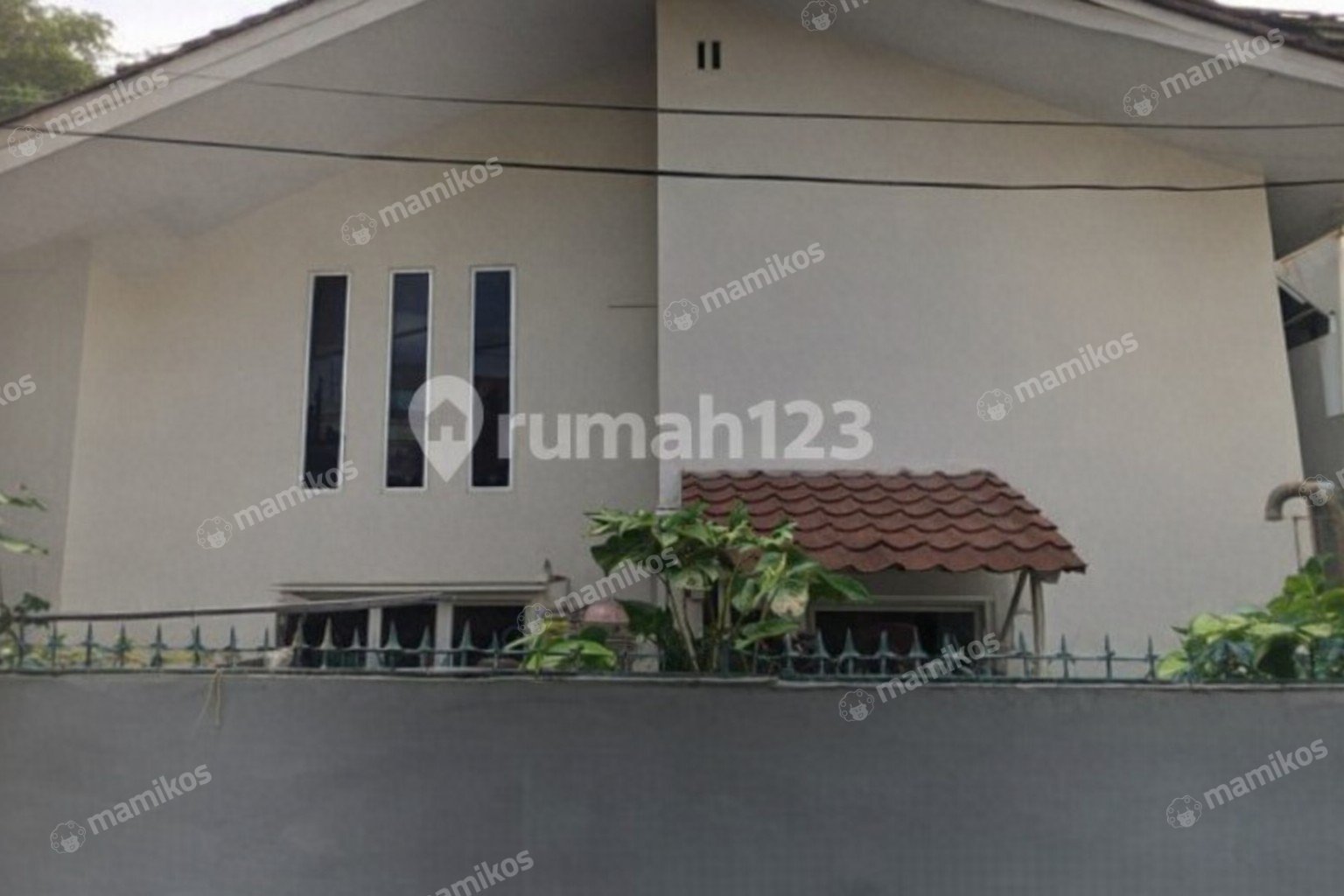 Rumah Sertifikat SHM 5 Kamar Tidur 4 Kamar Mandi Kebayoran Baru Jakarta Selatan