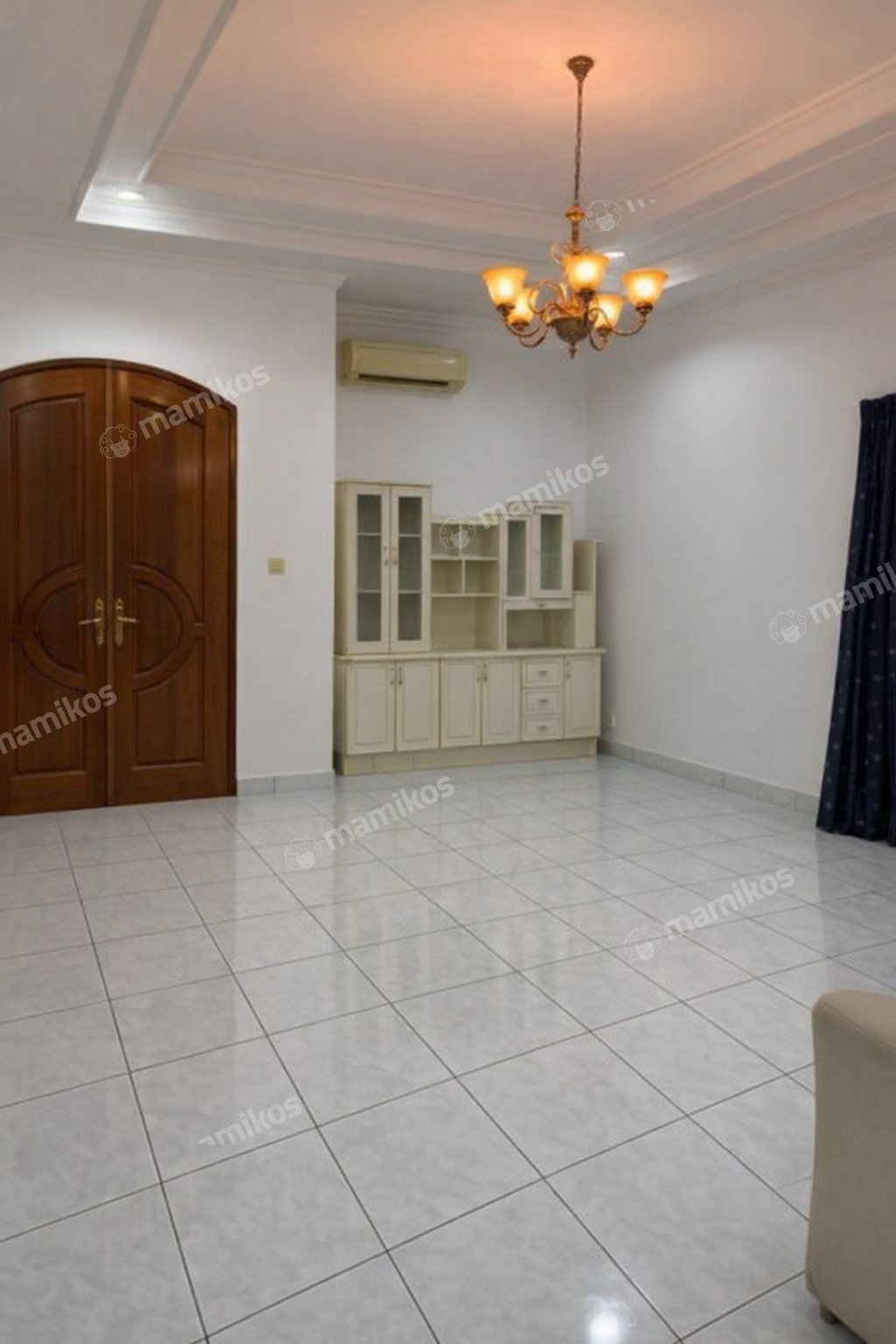 Rumah 4 Kamar Tidur 2 Kamar Mandi 3 Lantai Tambora Jakarta Barat - Photo 4
