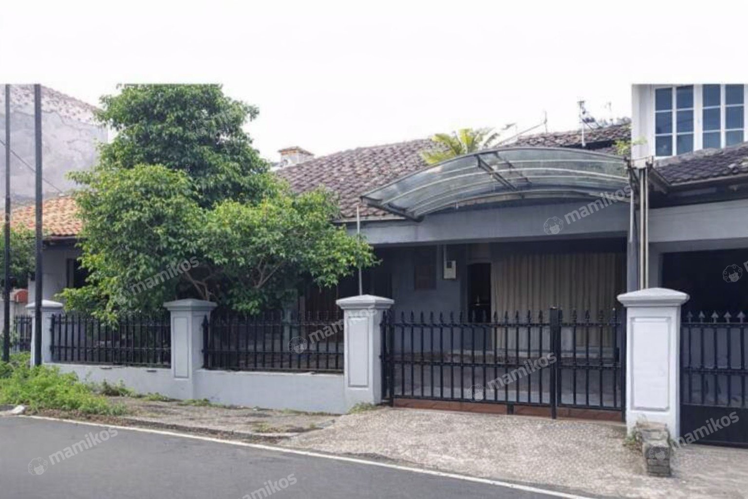 Rumah Sertifikat SHM 4 Kamar Tidur 2 Kamar Mandi Pondok Kelapa Jakarta Timur