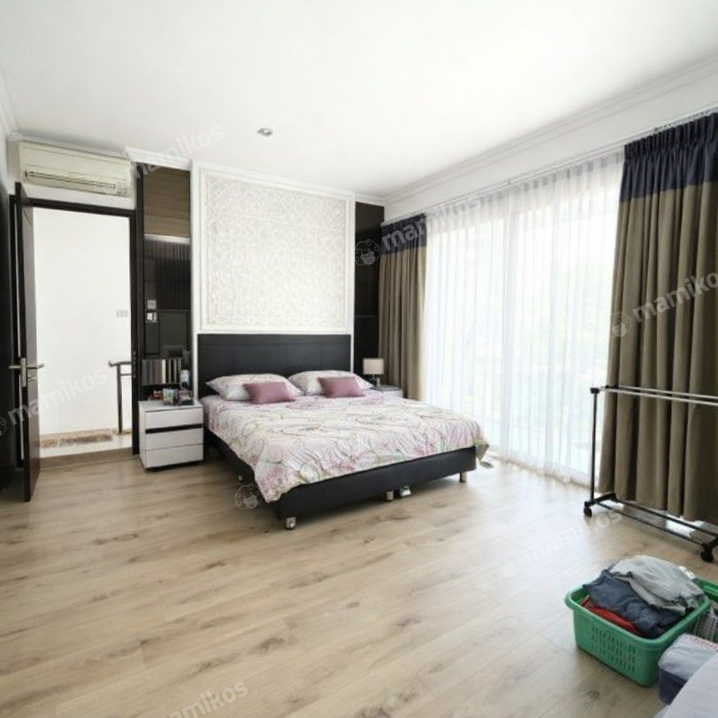 Rumah Sertifikat SHM 3 Kamar Tidur 3 Kamar Mandi Pantai Indah Kapuk Jakarta Utara - Photo 2