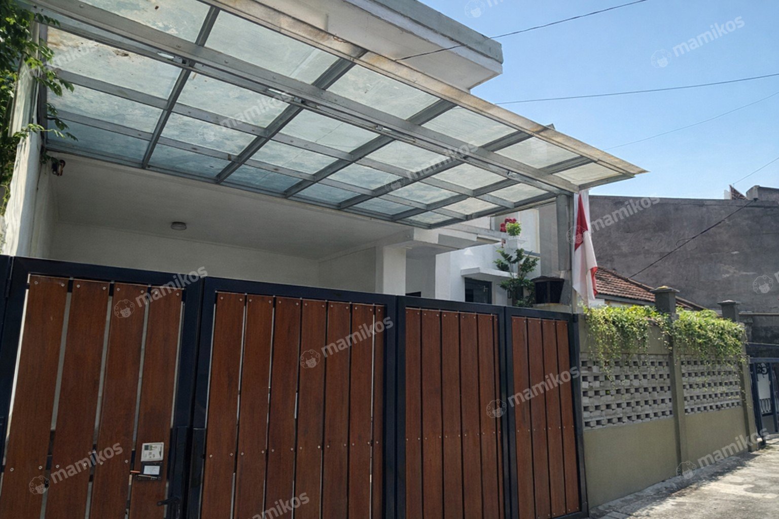 Rumah Sertifikat SHM 4 Kamar Tidur 2 Kamar Mandi Cilandak Jakarta Selatan