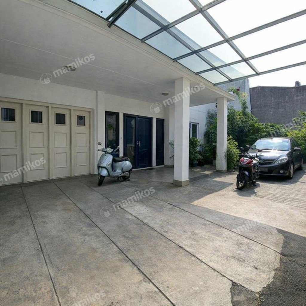 Rumah Sertifikat SHM 4 Kamar Tidur 2 Kamar Mandi Cilandak Jakarta Selatan - Photo 2