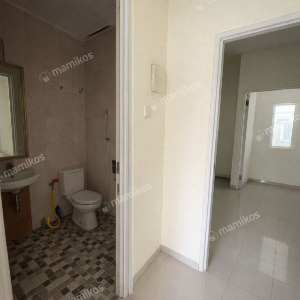 Rumah Sertifikat SHM 2 Kamar Tidur 2 Kamar Mandi Pantai Indah Kapuk Jakarta Utara - Photo 2