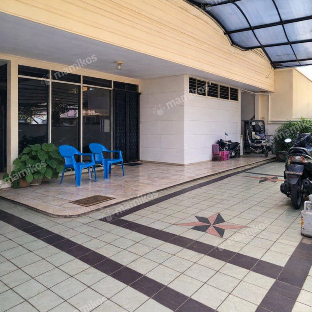 Rumah Sertifikat SHM 5 Kamar Tidur 3 Kamar Mandi Green Ville Jakarta Barat - Photo 2