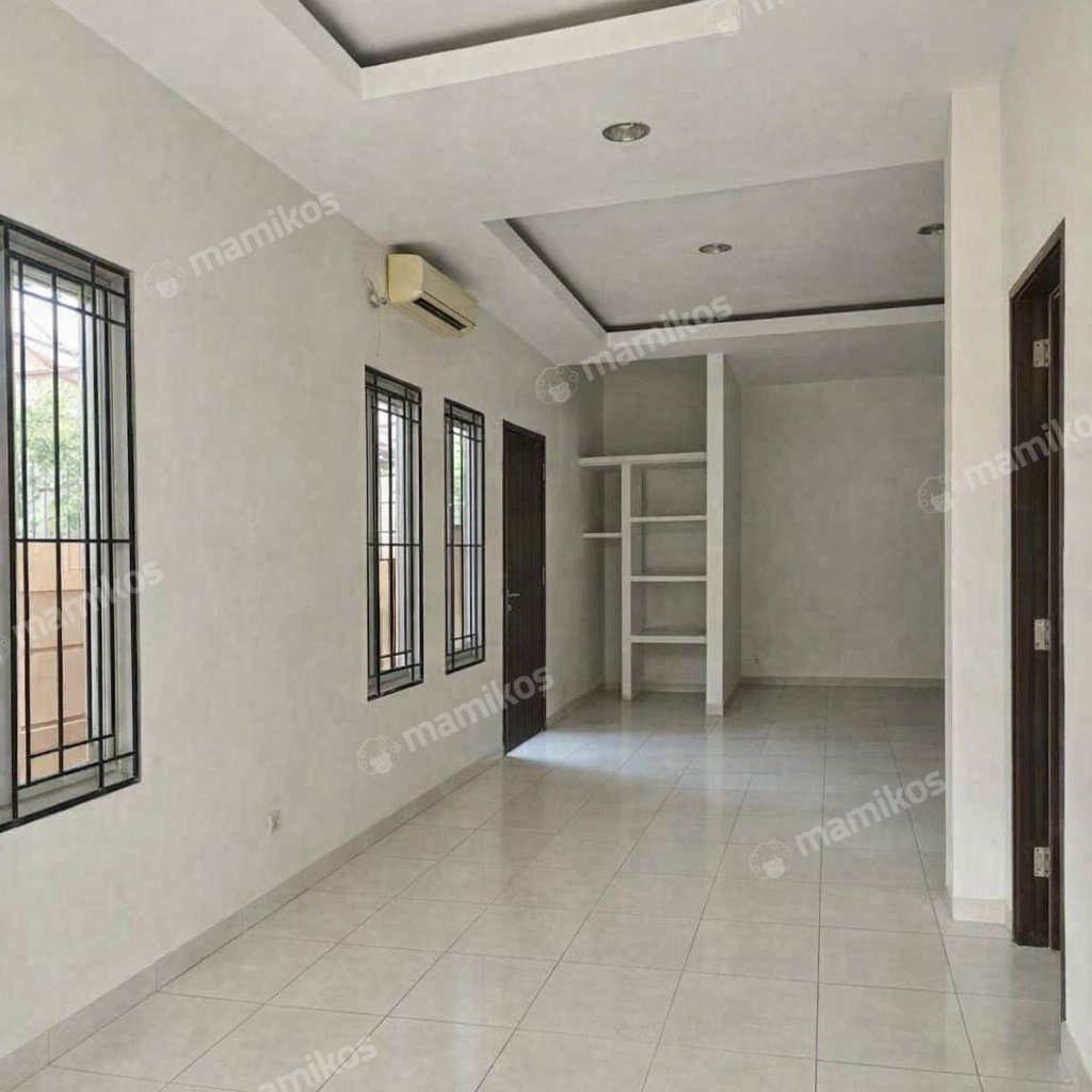 Rumah Sertifikat SHM 5 Kamar Tidur 4 Kamar Mandi Citra Garden Jakarta Barat - Photo 5