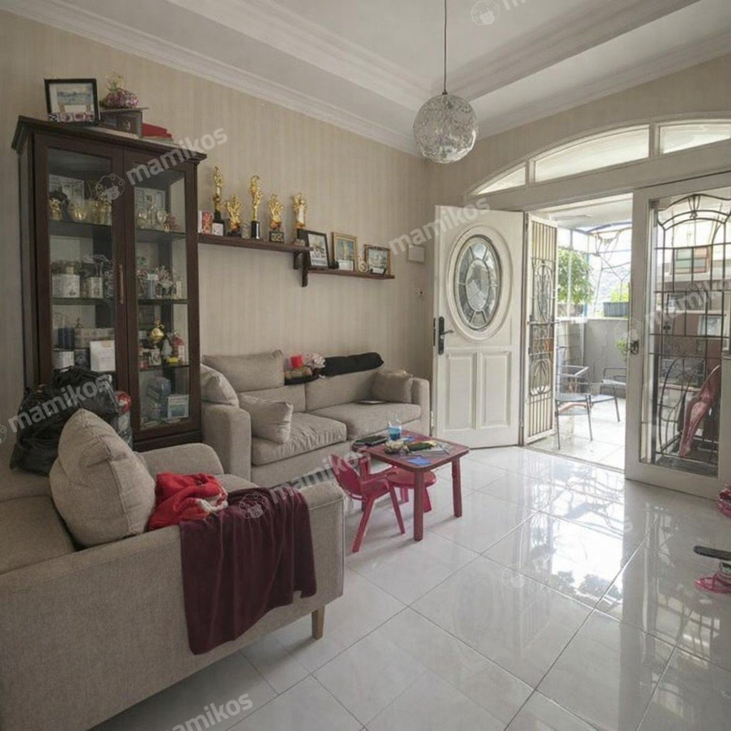Rumah Sertifikat SHM 3 Kamar Tidur 2 Kamar Mandi Kelapa Gading Jakarta Utara - Photo 2