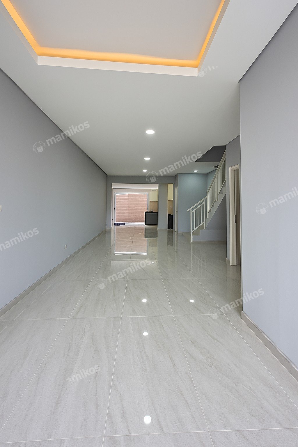 Rumah Sertifikat SHM 4 Kamar Tidur 3 Kamar Mandi Sunrise Garden Jakarta Barat - Photo 2