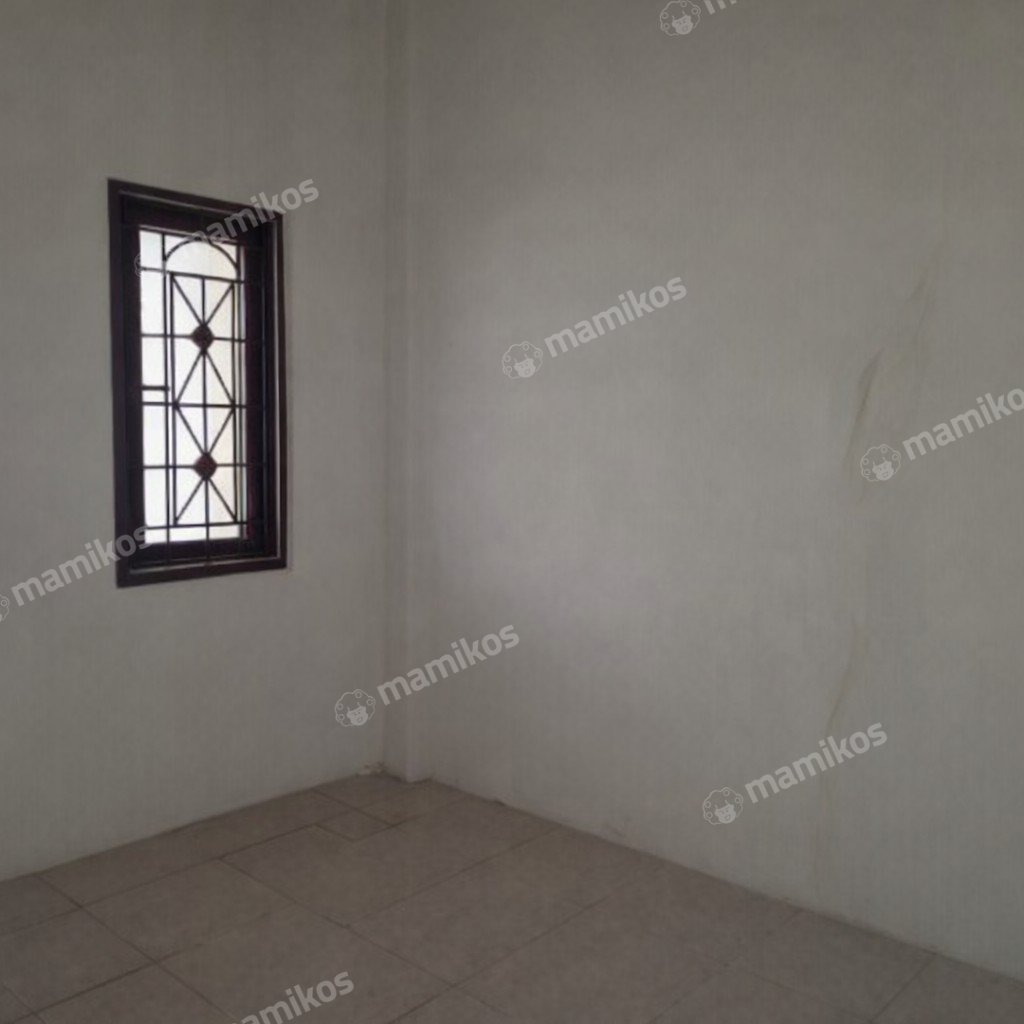 Rumah 2 Kamar Tidur 3 Kamar Mandi 4 Lantai Jelambar Jakarta Barat - Photo 2