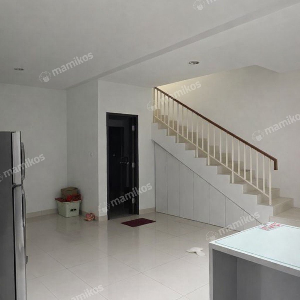 Rumah 2 Kamar Tidur 2 Kamar Mandi 3 Lantai Cakung Jakarta Timur - Photo 4