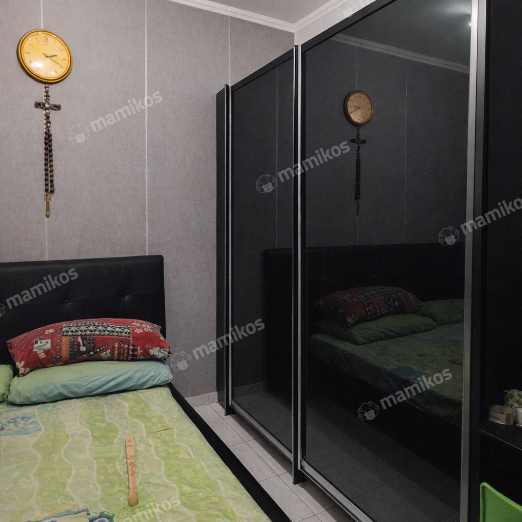 Rumah Sertifikat SHM 2 Kamar Tidur 2 Kamar Mandi Tanjung Duren Jakarta Barat - Photo 3