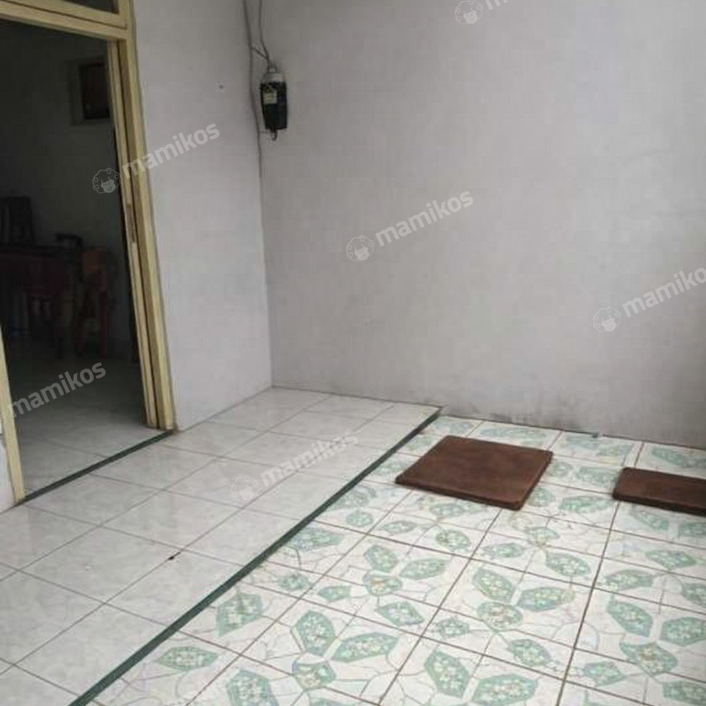Rumah Sertifikat SHM 2 Kamar Tidur 2 Kamar Mandi Tanjung Duren Jakarta Barat - Photo 4