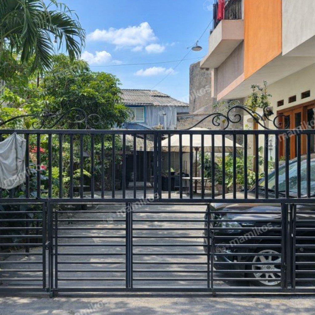 Rumah Sertifikat SHM 4 Kamar Tidur 3 Kamar Mandi Lubang Buaya Jakarta Timur - Photo 4