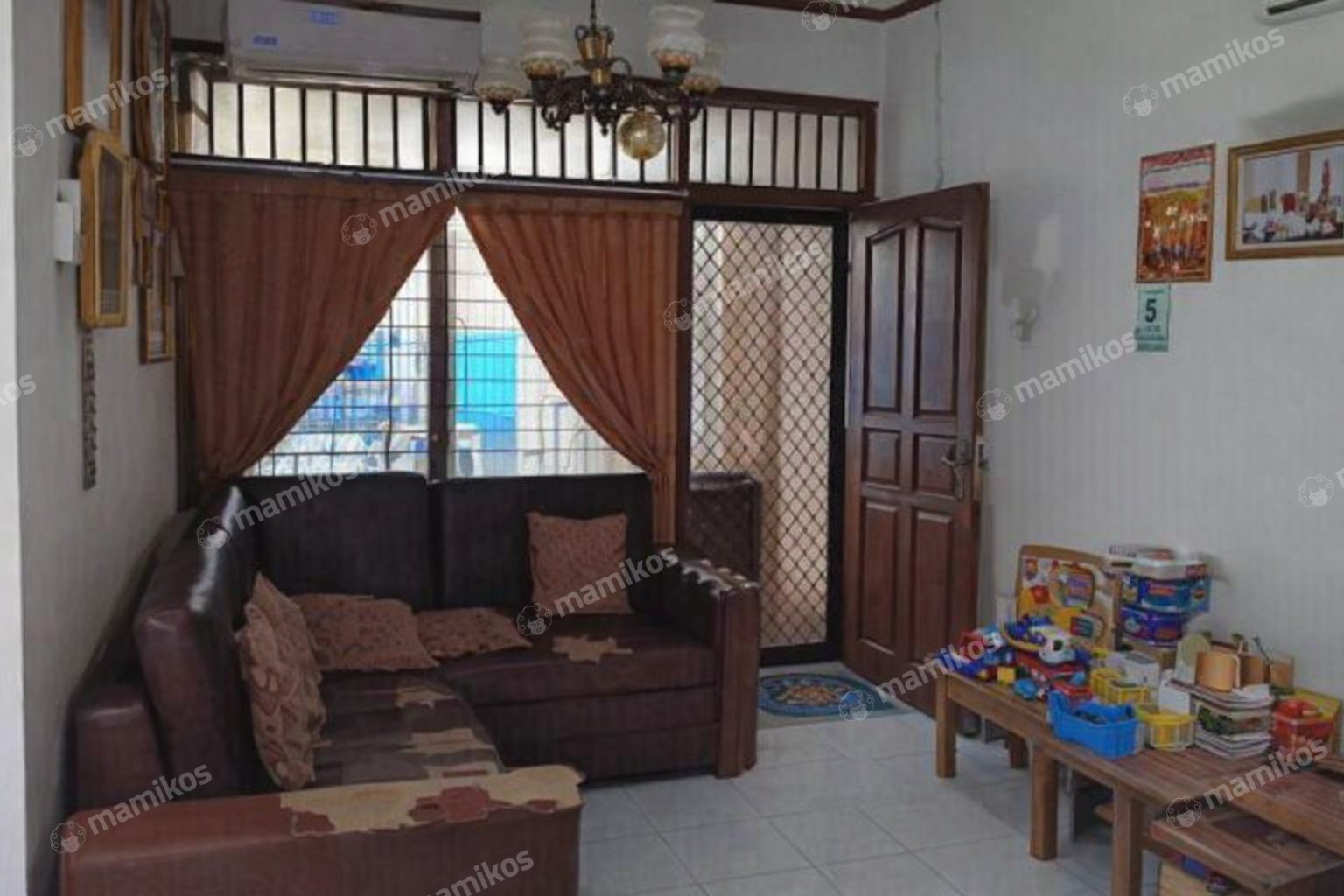 Rumah Sertifikat SHM 2 Kamar Tidur 1 Kamar Mandi Kebon Jeruk Jakarta Barat
