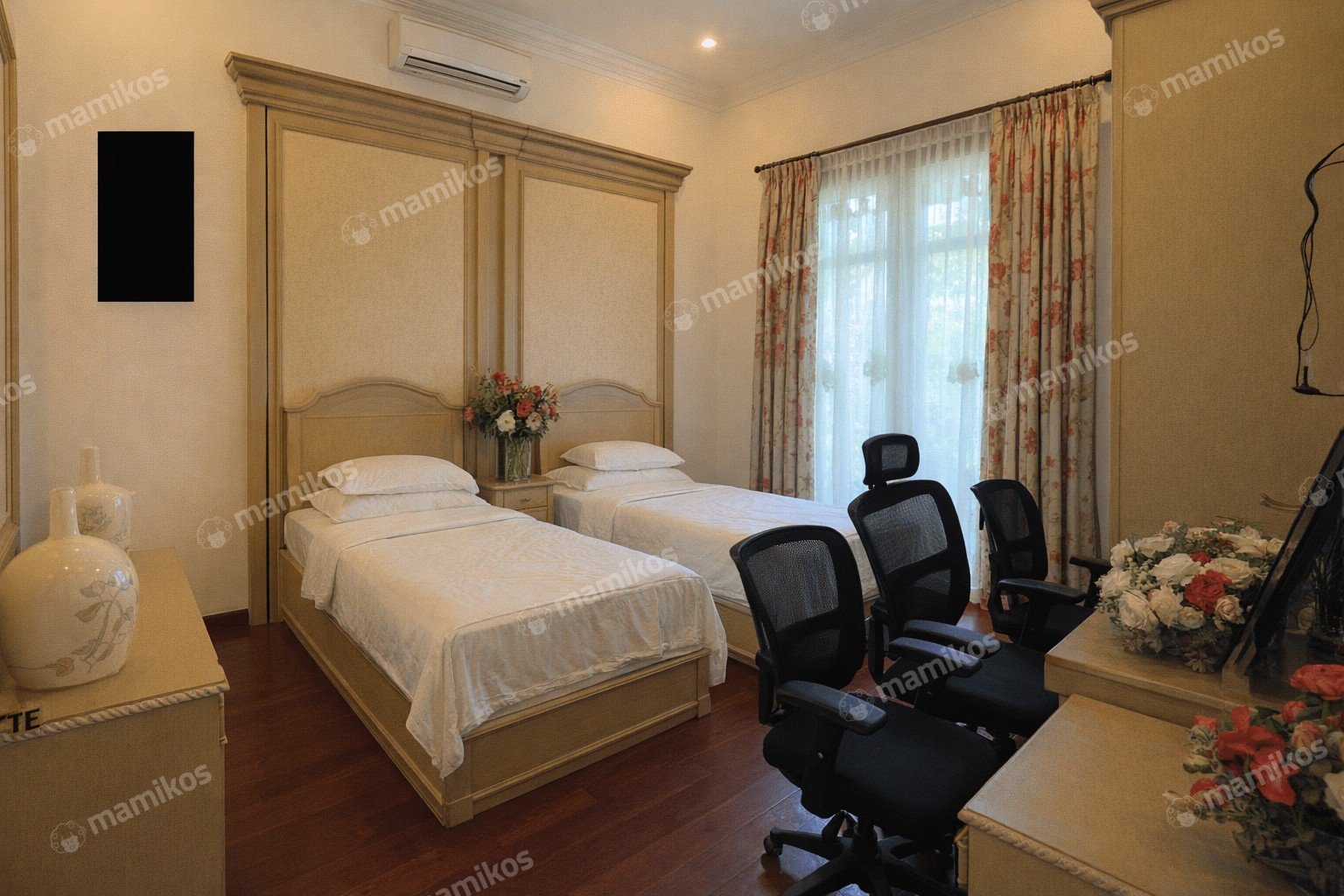 Rumah Sertifikat SHM 6 Kamar Tidur 6 Kamar Mandi Raffles Hills Jakarta Timur - Photo 5