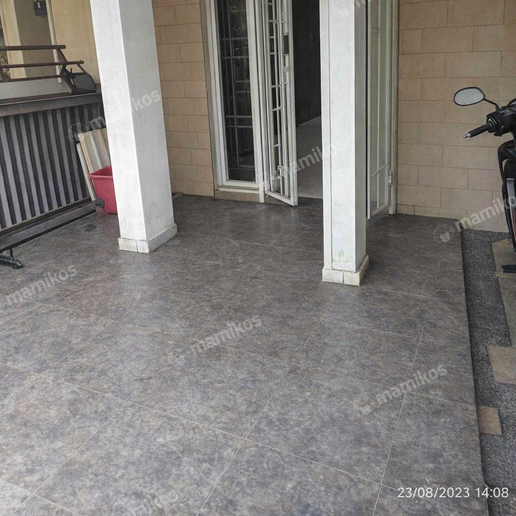 Rumah Sertifikat SHM 3 Kamar Tidur 2 Kamar Mandi Cibubur Jakarta Timur - Photo 5