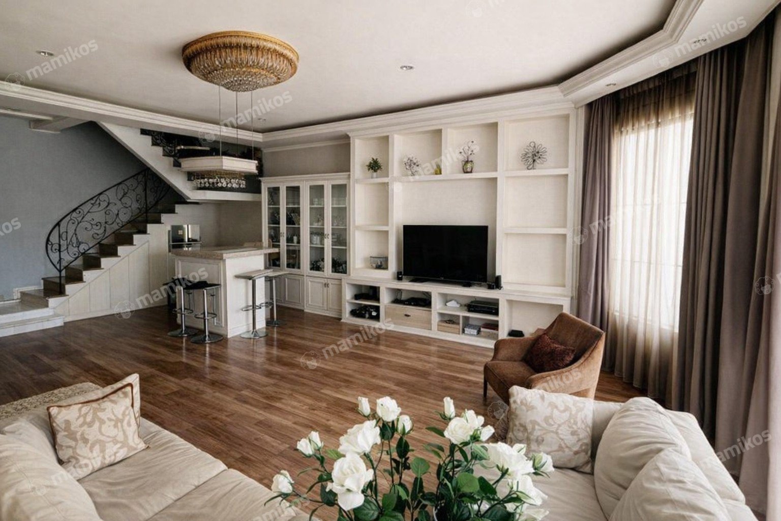 Rumah Sertifikat SHM 5 Kamar Tidur 5 Kamar Mandi Pantai Indah Kapuk Jakarta Utara
