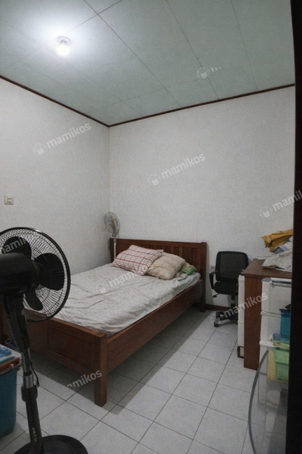 Rumah Sertifikat SHM 4 Kamar Tidur 3 Kamar Mandi Tomang Jakarta Barat - Photo 5