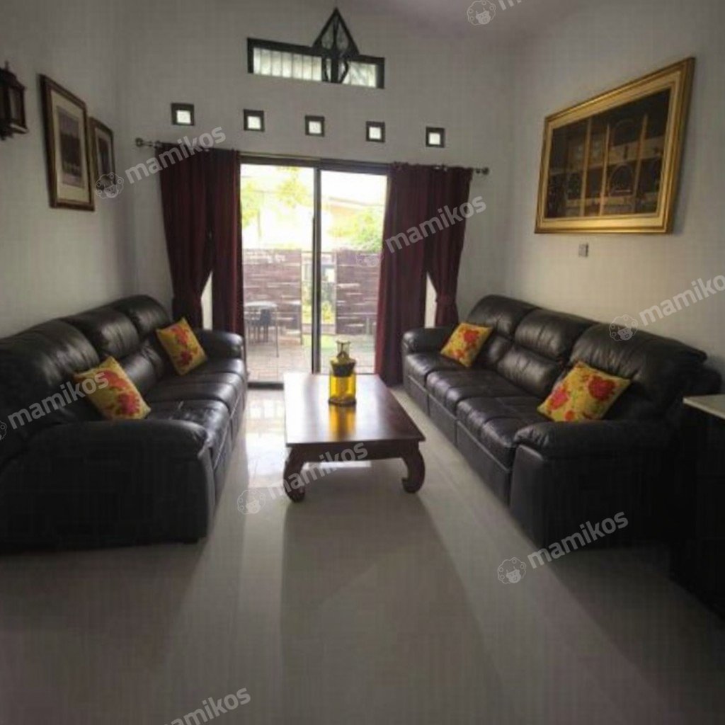 Rumah Sertifikat SHM 4 Kamar Tidur 4 Kamar Mandi Cijantung Jakarta Timur - Photo 2