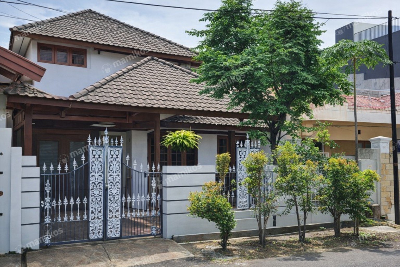 Rumah Sertifikat SHM 4 Kamar Tidur 3 Kamar Mandi Citra Garden Jakarta Barat