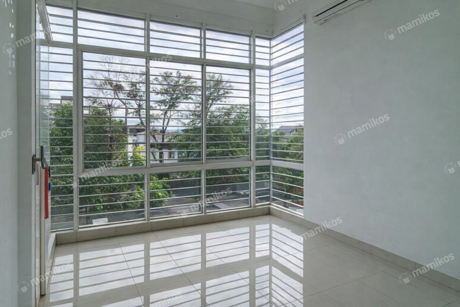 Rumah Sertifikat SHM 3 Kamar Tidur 3 Kamar Mandi Bintaro Jakarta Selatan