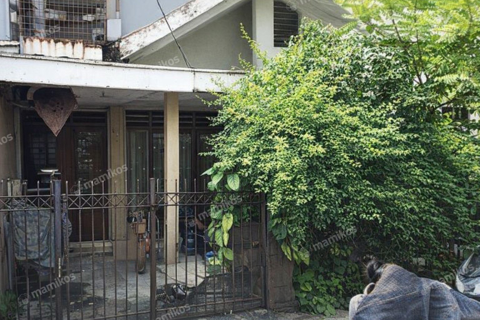 Rumah Sertifikat SHM 3 Kamar Tidur 3 Kamar Mandi Tomang Jakarta Barat