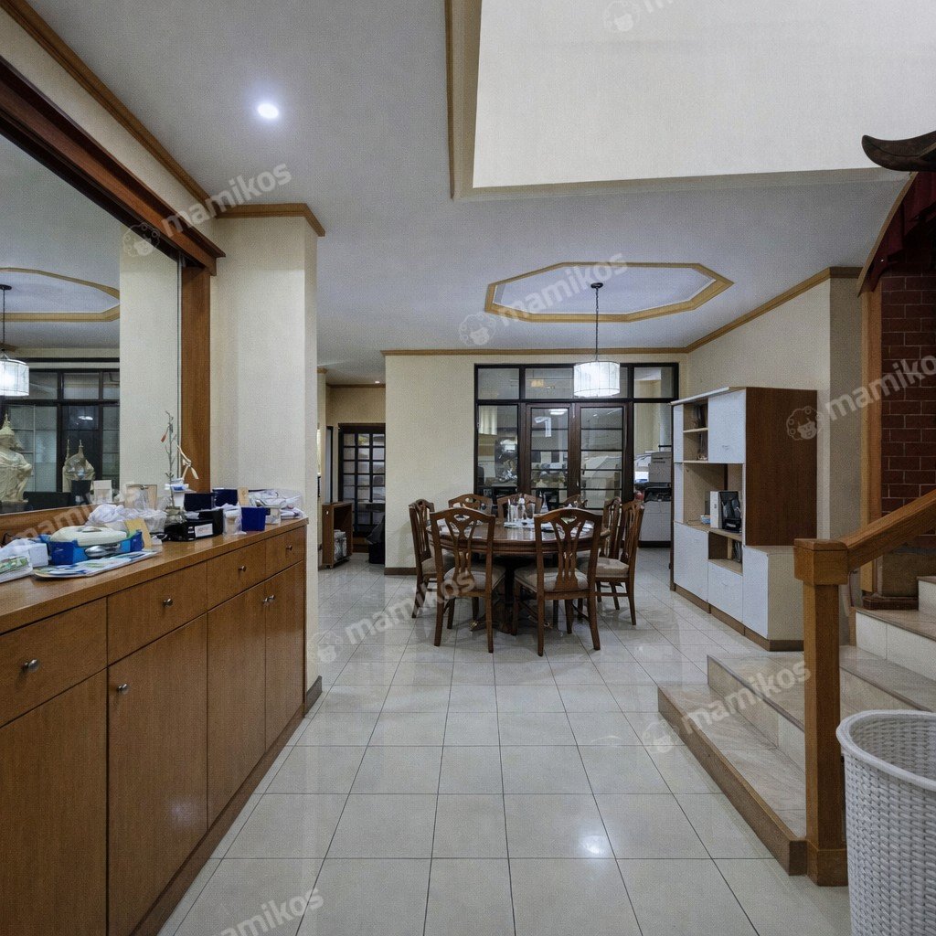 Rumah Sertifikat SHM 8 Kamar Tidur 8 Kamar Mandi Matraman Jakarta Timur - Photo 4