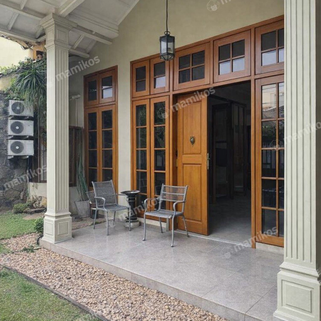 Rumah Sertifikat SHM 4 Kamar Tidur 4 Kamar Mandi Kebayoran Baru Jakarta Selatan - Photo 3