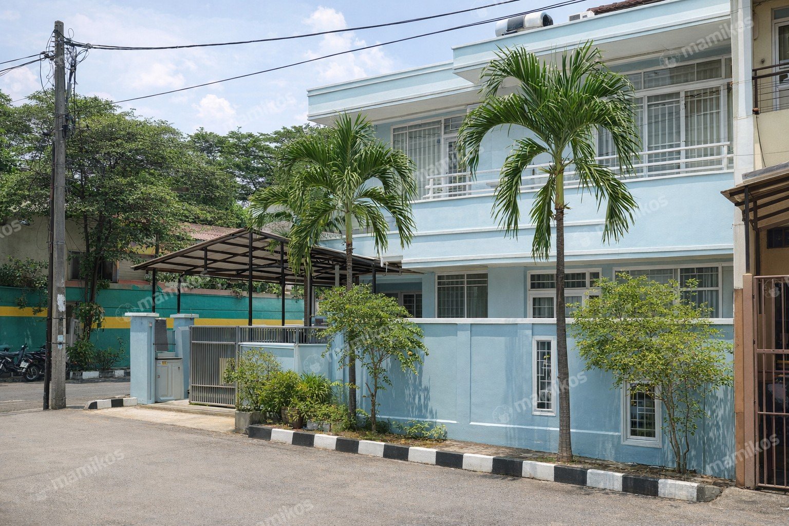 Rumah Sertifikat SHM 3 Kamar Tidur 3 Kamar Mandi Kebon Jeruk Jakarta Barat - Photo 3