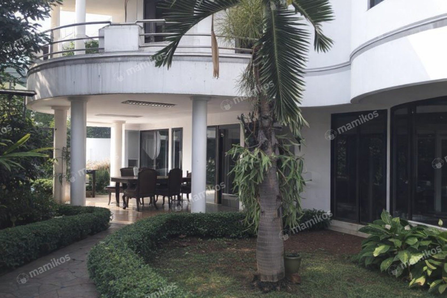 Rumah 9 Kamar Tidur 10 Kamar Mandi 2 Lantai Kalibata Jakarta Selatan