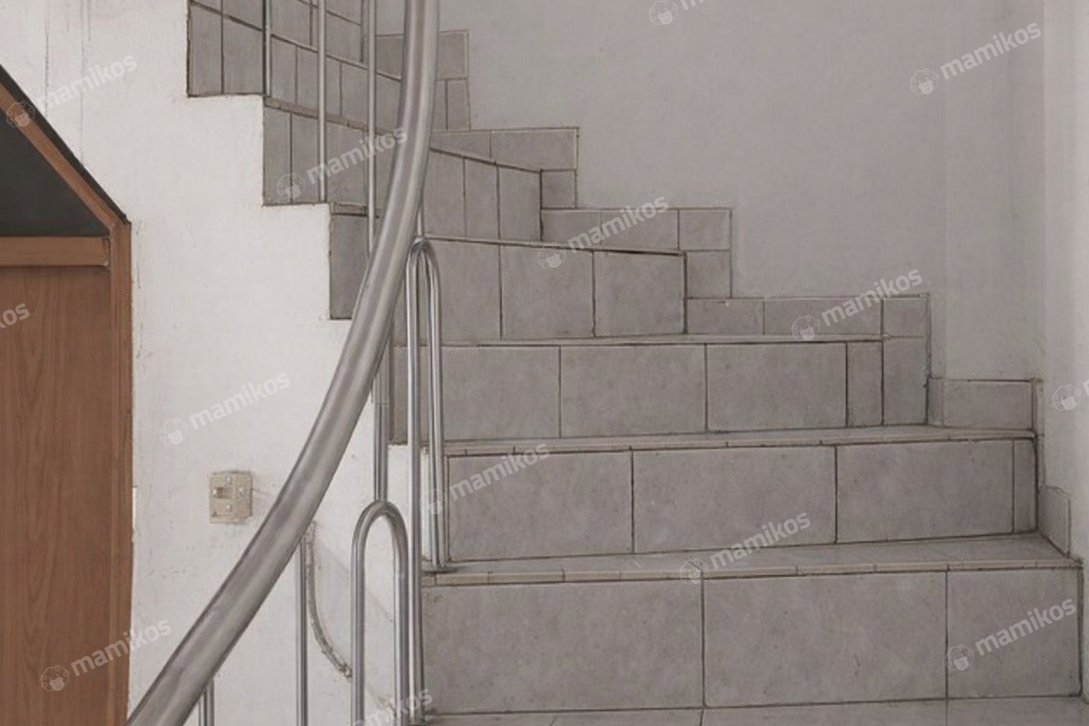 Rumah Sertifikat SHM 3 Kamar Tidur 3 Kamar Mandi Kebon Jeruk Jakarta Barat