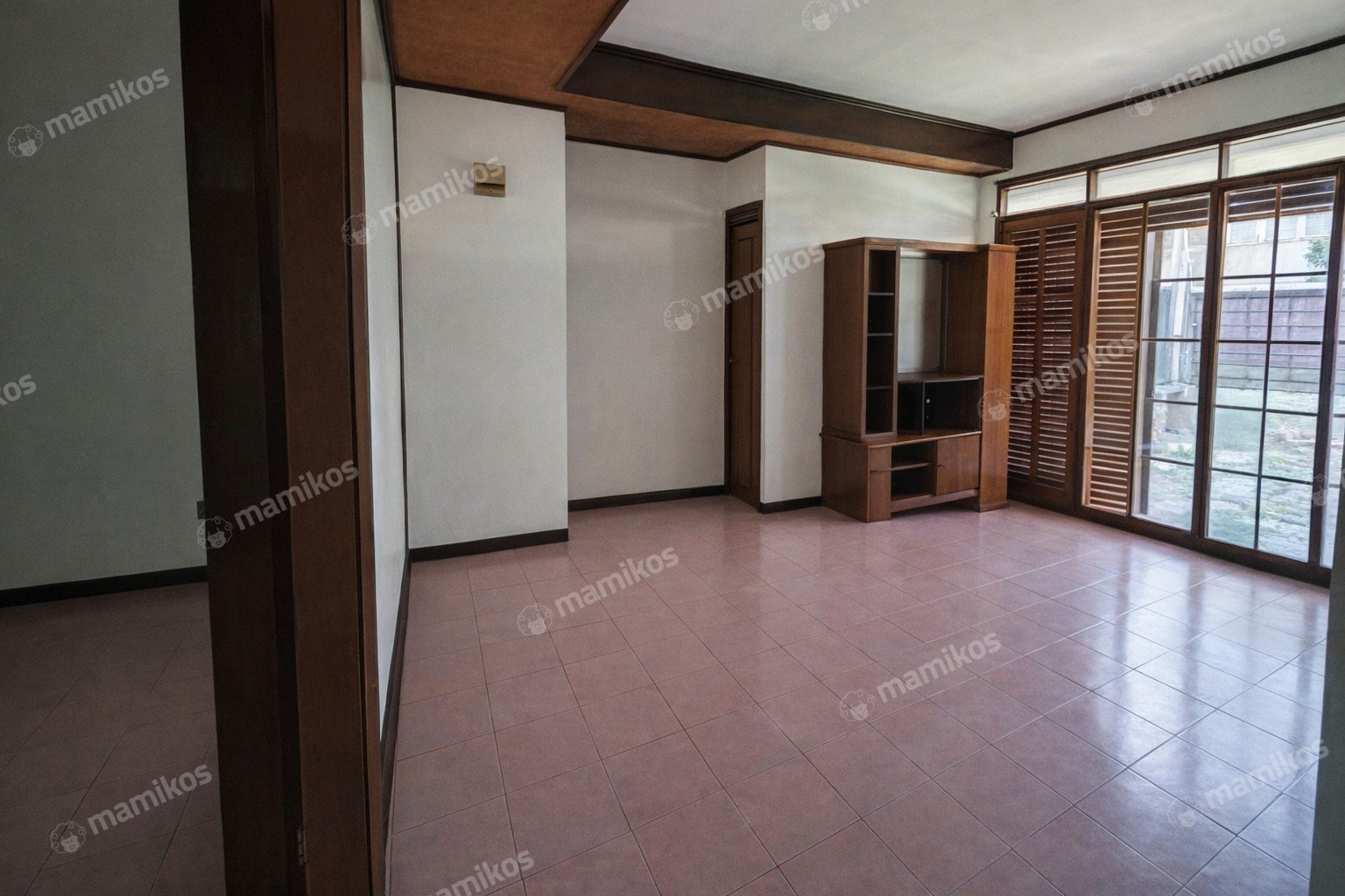 Rumah Sertifikat SHM 5 Kamar Tidur 3 Kamar Mandi Citra Garden Jakarta Barat - Photo 2