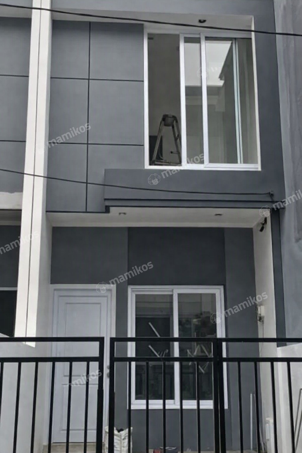 Rumah Sertifikat HGB 3 Kamar Tidur 3 Kamar Mandi Kelapa Gading Jakarta Utara - Photo 2
