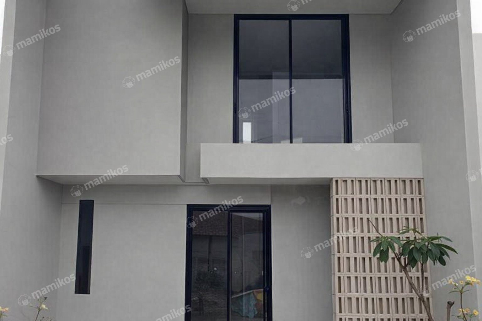 Rumah Sertifikat SHM 3 Kamar Tidur 2 Kamar Mandi Joglo Jakarta Barat