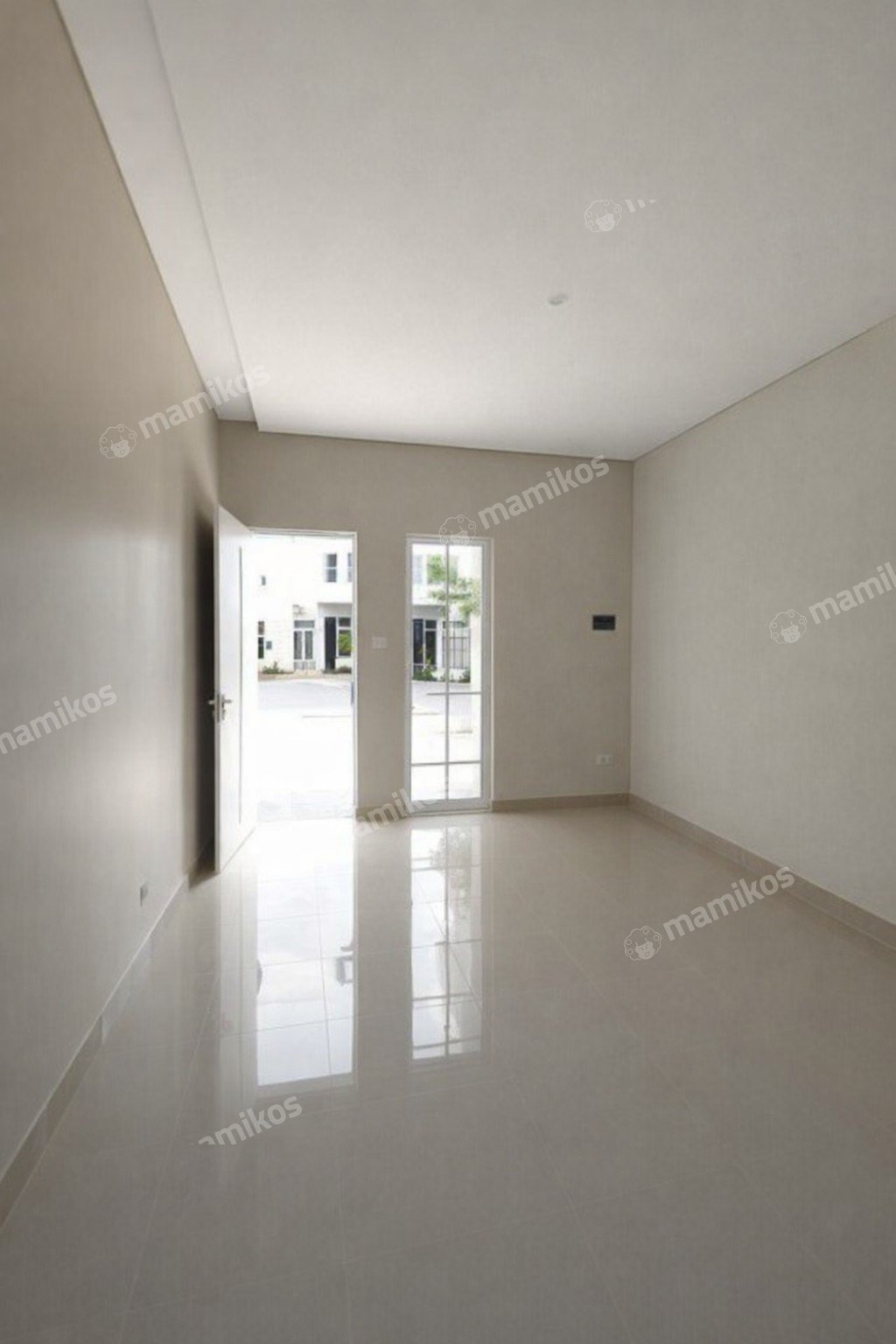 Rumah Sertifikat SHM 3 Kamar Tidur 3 Kamar Mandi Cibubur Jakarta Timur - Photo 3