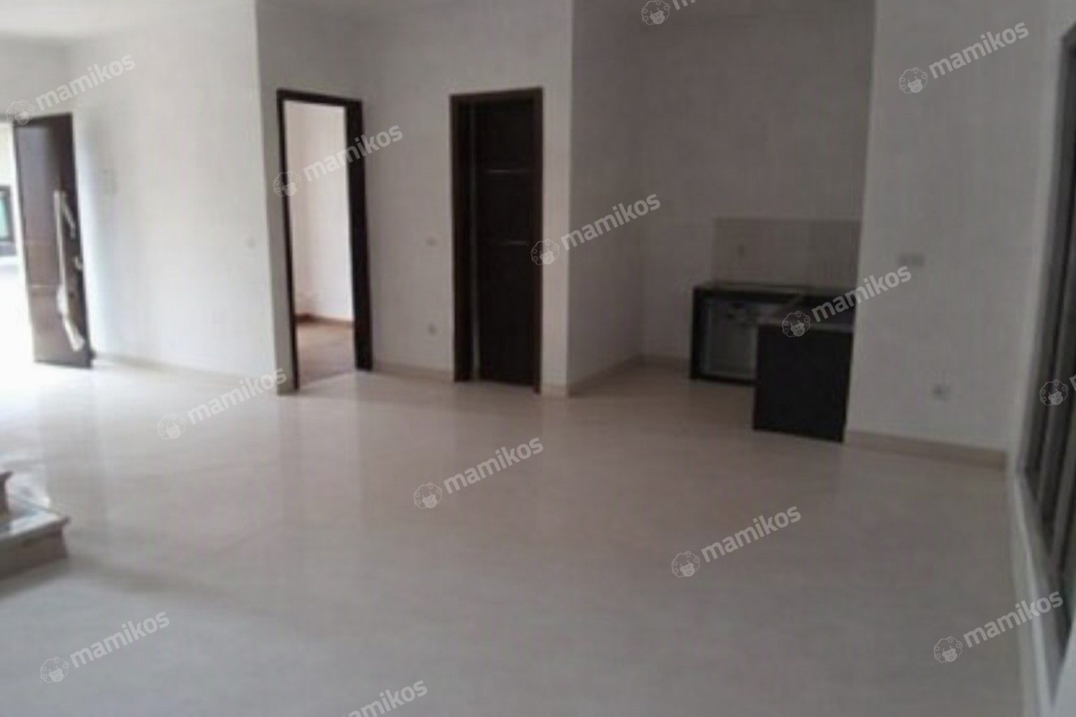 Rumah Sertifikat SHM 3 Kamar Tidur 3 Kamar Mandi Pantai Indah Kapuk Jakarta Utara - Photo 5