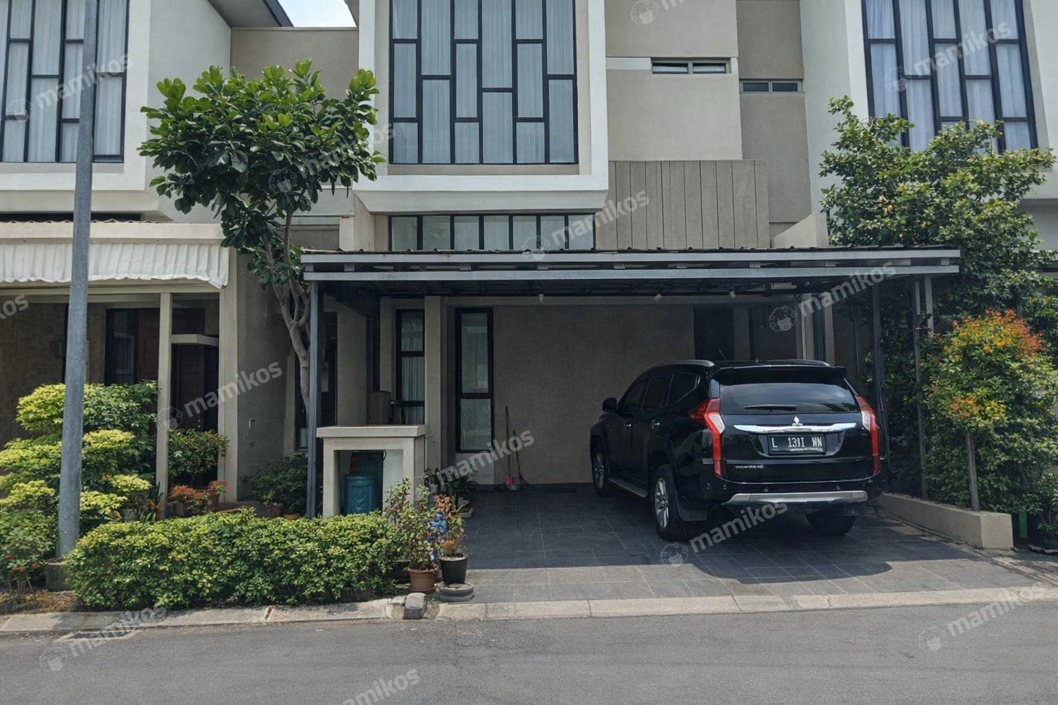Rumah Sertifikat SHM 5 Kamar Tidur 5 Kamar Mandi Jakarta Garden City Jakarta Timur