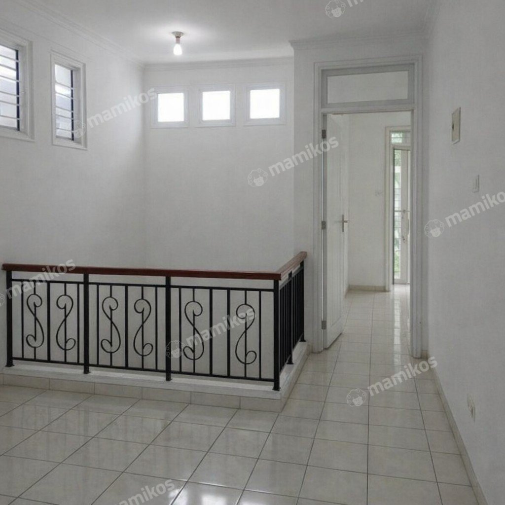 Rumah Sertifikat SHM 3 Kamar Tidur 2 Kamar Mandi Kota Wisata Jakarta Timur - Photo 5