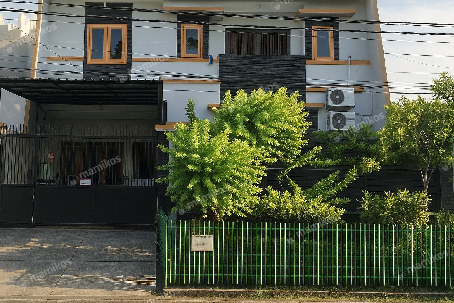 Rumah Sertifikat SHM 5 Kamar Tidur 3 Kamar Mandi Taman Surya Jakarta Barat