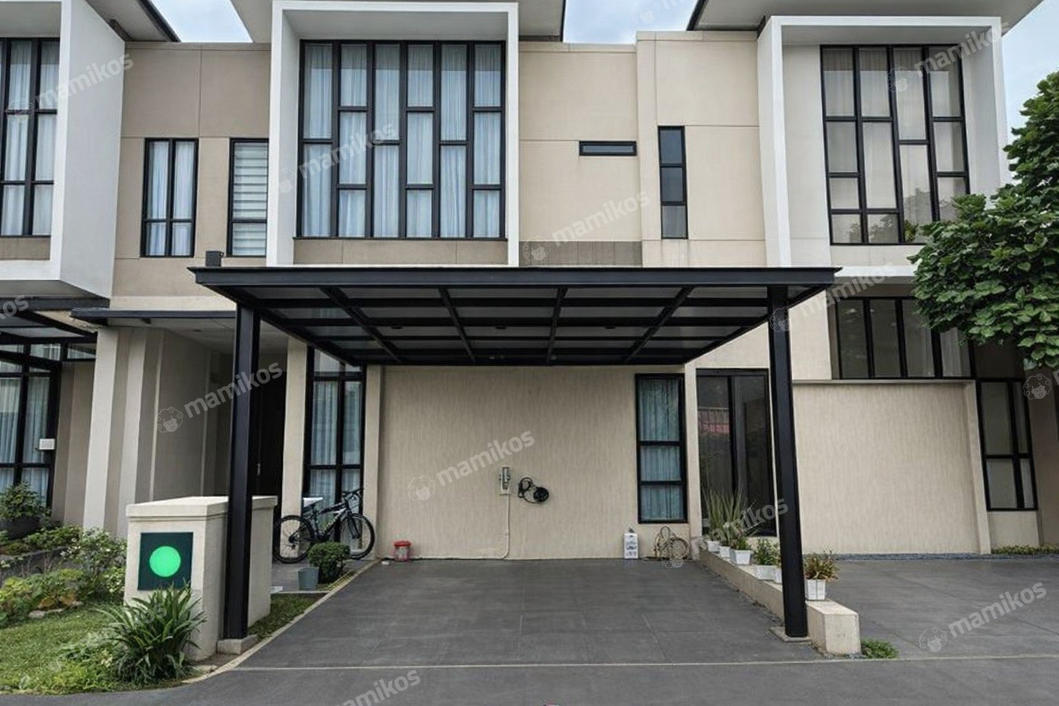 Rumah Sertifikat SHM 5 Kamar Tidur 4 Kamar Mandi Jakarta Garden City Jakarta Timur