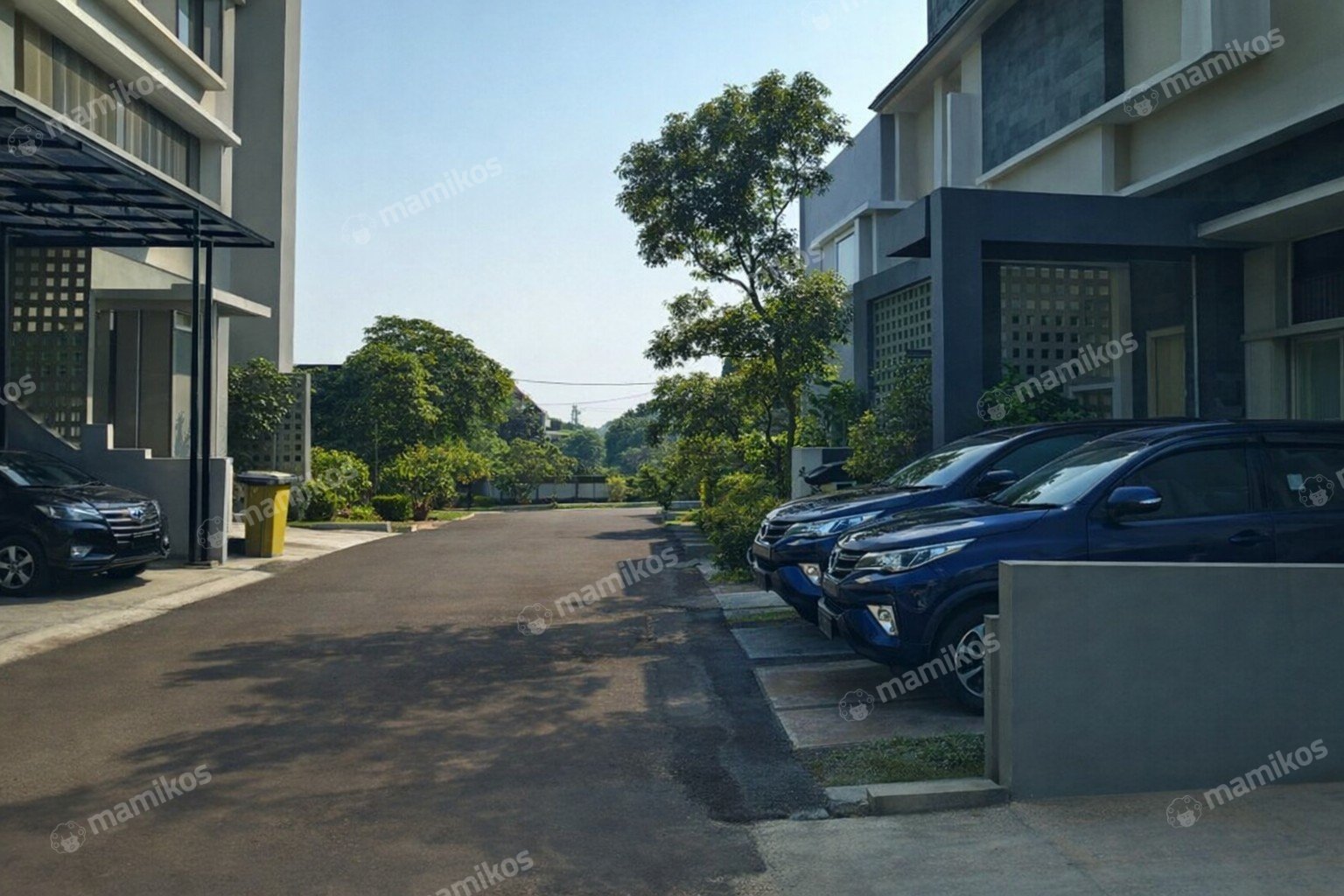Rumah Sertifikat SHM 4 Kamar Tidur 3 Kamar Mandi Gandaria Jakarta Selatan - Photo 2