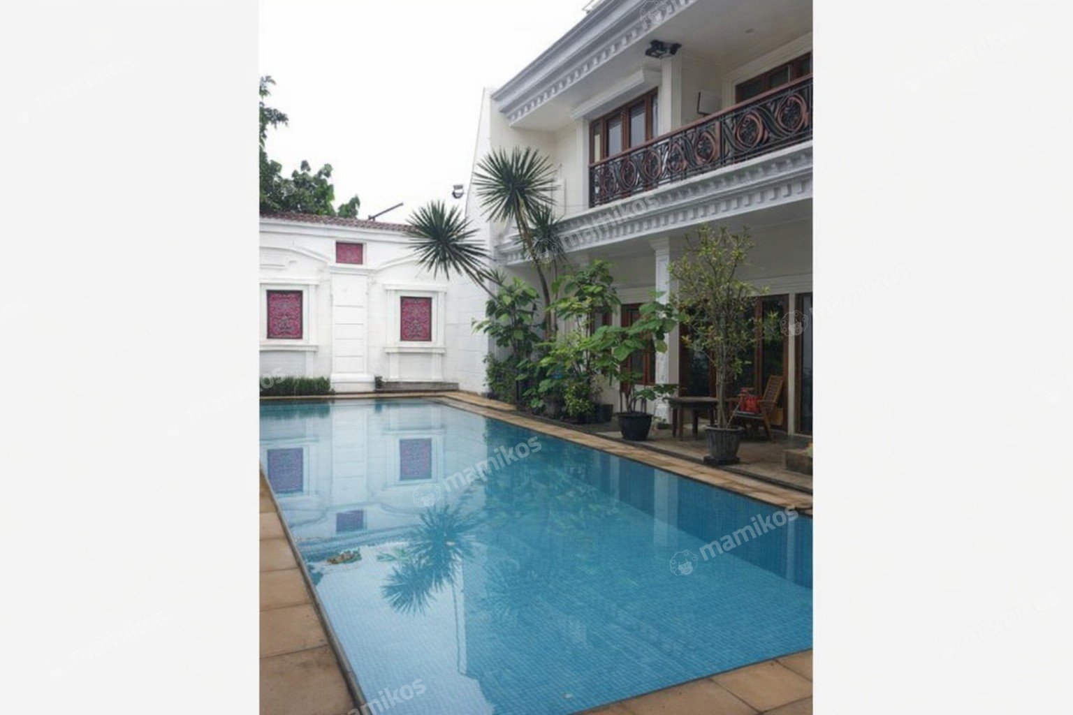 Rumah Sertifikat SHM 5 Kamar Tidur 5 Kamar Mandi Kemang Jakarta Selatan