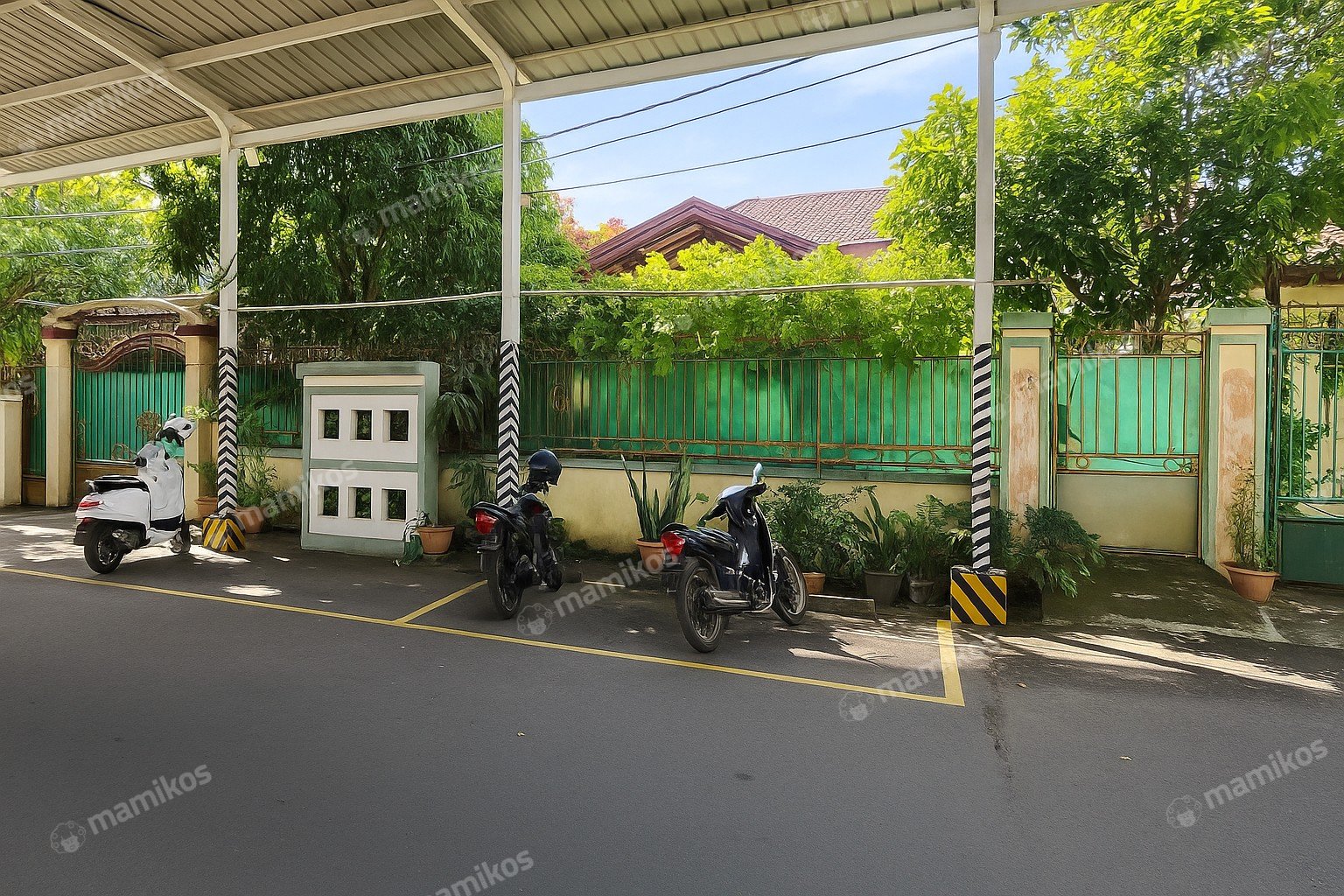 Rumah Sertifikat SHM 4 Kamar Tidur 2 Kamar Mandi Duren Sawit Jakarta Timur