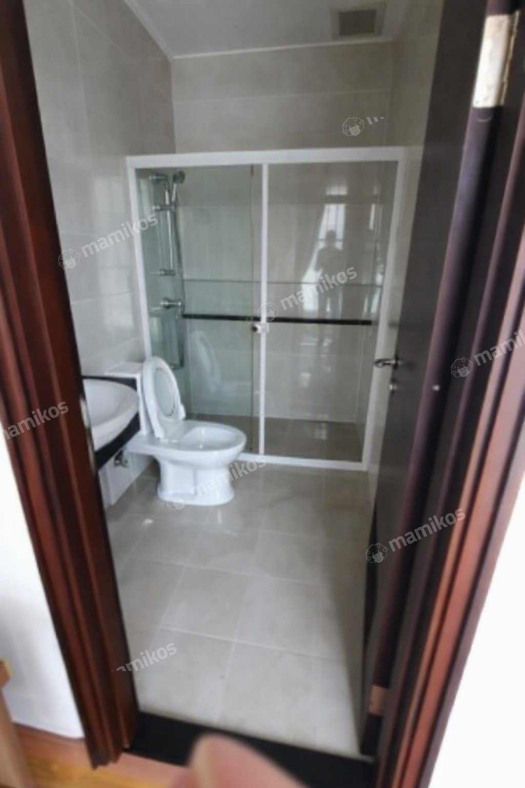 Rumah Sertifikat PPJB 4 Kamar Tidur 3 Kamar Mandi Golf Island Jakarta Utara - Photo 3