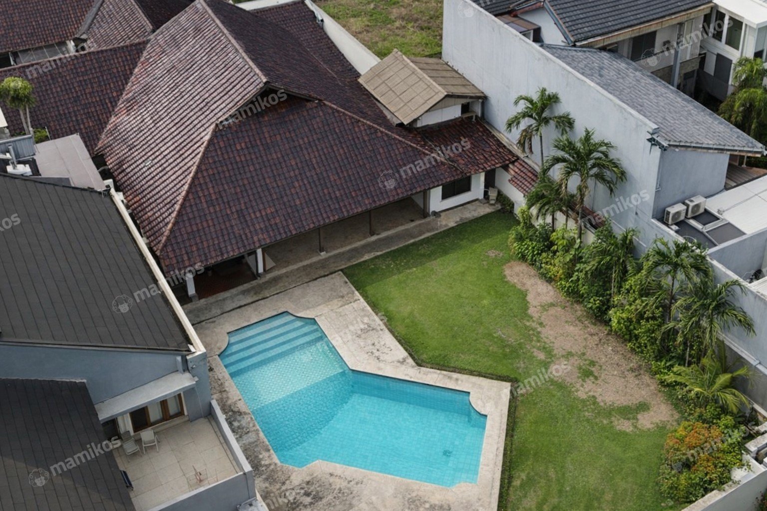 Rumah Sertifikat SHM 5 Kamar Tidur 3 Kamar Mandi Cipete Jakarta Selatan