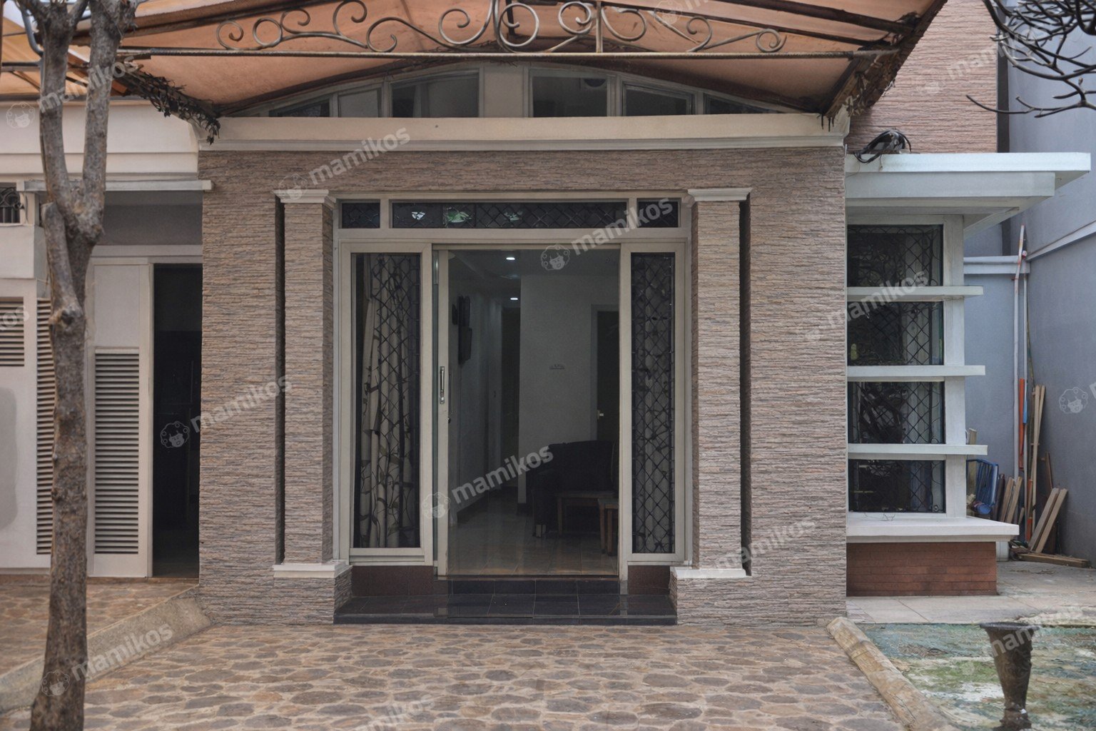 Rumah Sertifikat SHM 5 Kamar Tidur 4 Kamar Mandi Kelapa Gading Jakarta Utara