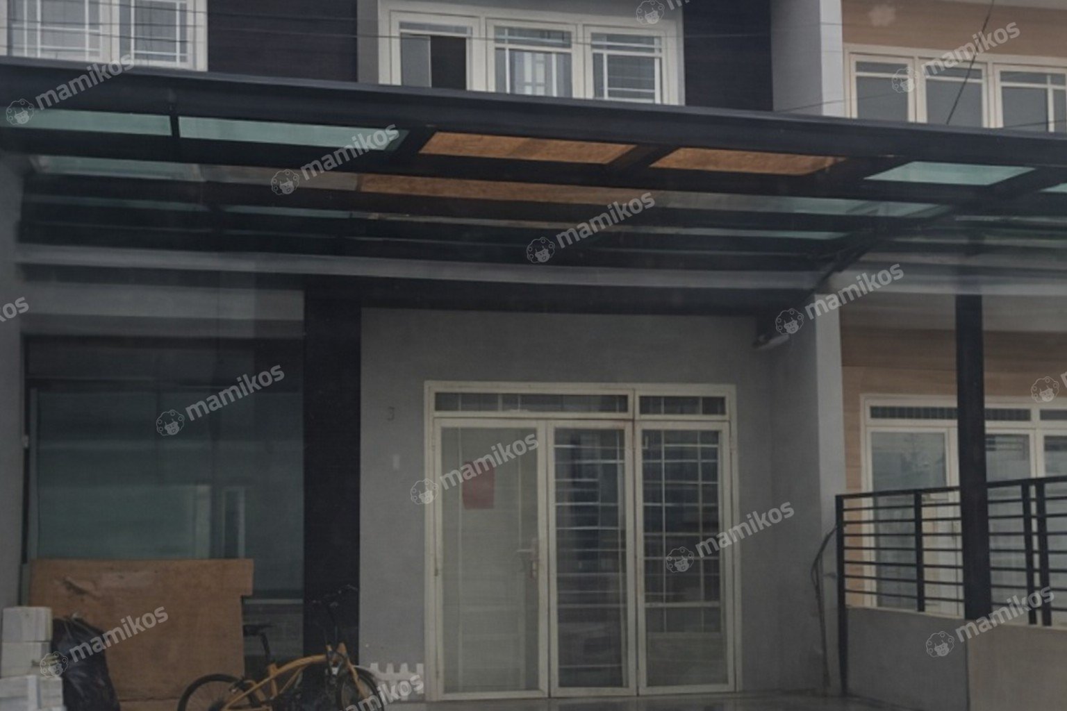 Rumah Sertifikat SHM 5 Kamar Tidur 4 Kamar Mandi Cengkareng Jakarta Barat