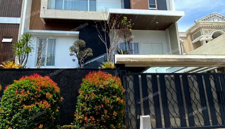 Rumah 6KT 6KM Pantai Indah Kapuk Jakarta Utara