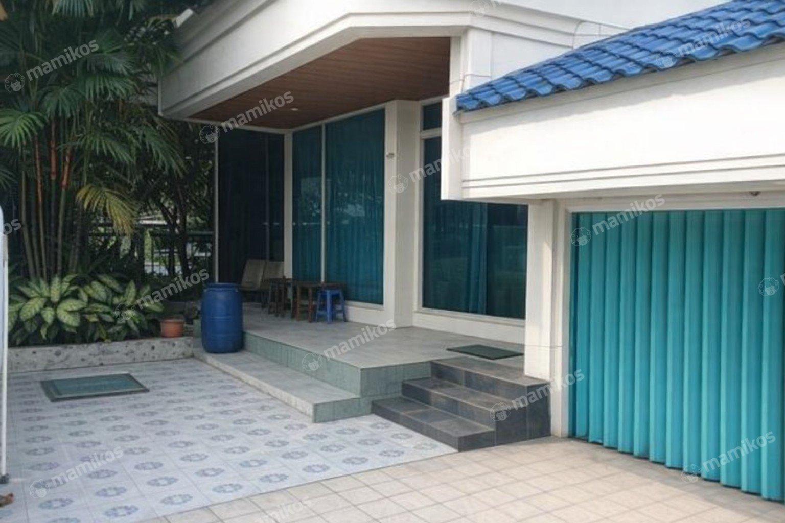 Rumah Sertifikat SHM 5 Kamar Tidur 5 Kamar Mandi Tanjung Duren Jakarta Barat - Photo 3